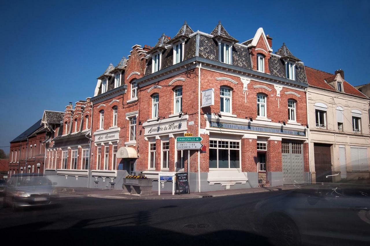 Logis - Hostellerie & Restaurant Du Marche Le Cateau-Cambresis エクステリア 写真